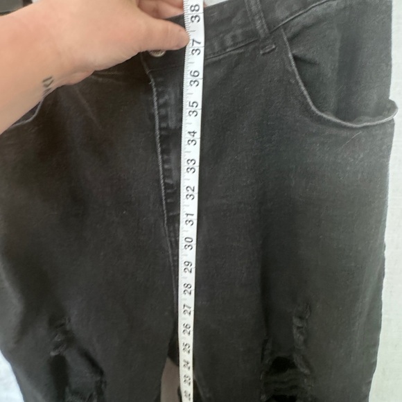 2 for $15 Shein Curve 2XL Black Distressed Denim - Picture 7 of 8